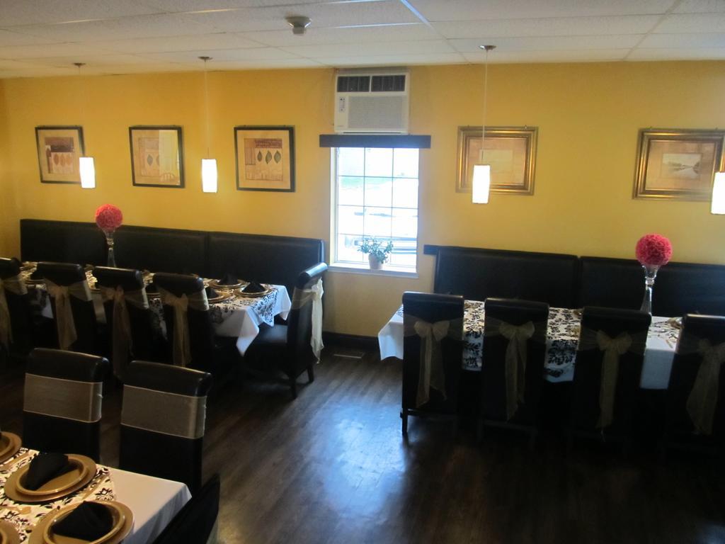 Le Voyageur Inn Mattawa Bagian luar foto