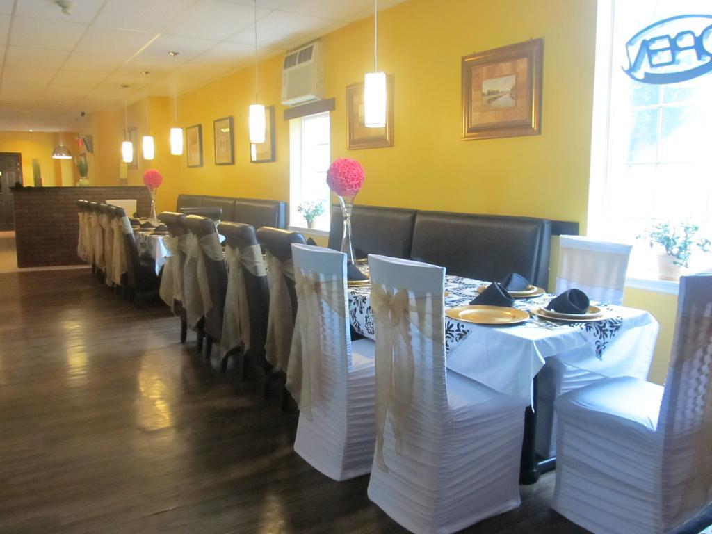 Le Voyageur Inn Mattawa Bagian luar foto